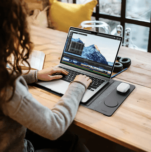 4 in 1 Wiresless Charging Laptop Sleeve Zambeel
