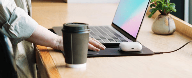 4 in 1 Wiresless Charging Laptop Sleeve Zambeel