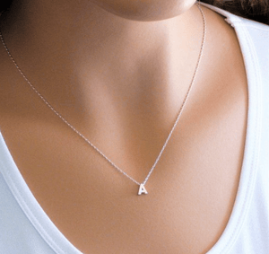 Custom English Initial Necklace Zambeel - Elegant Bands