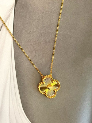 Four-Leaf Clover Gold Pendant Necklace Zambeel