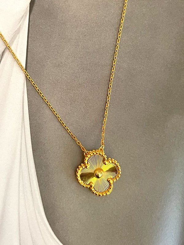 Four-Leaf Clover Gold Pendant Necklace Zambeel
